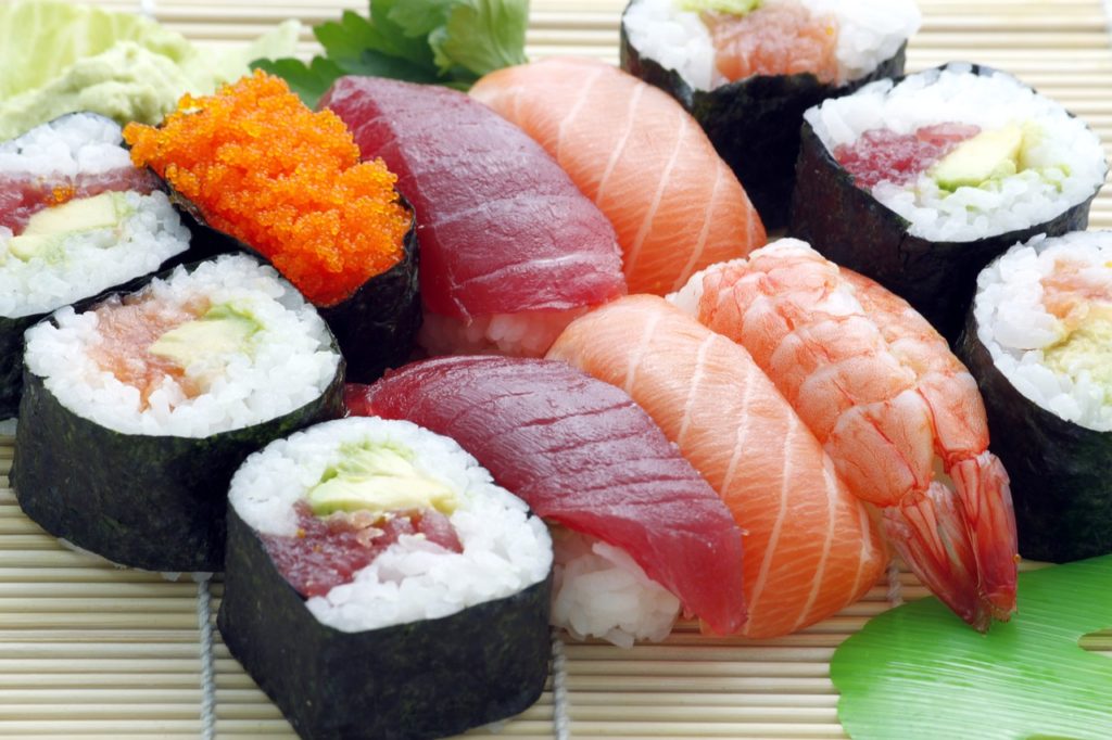 sushi, japanese, asian-354628.jpg
